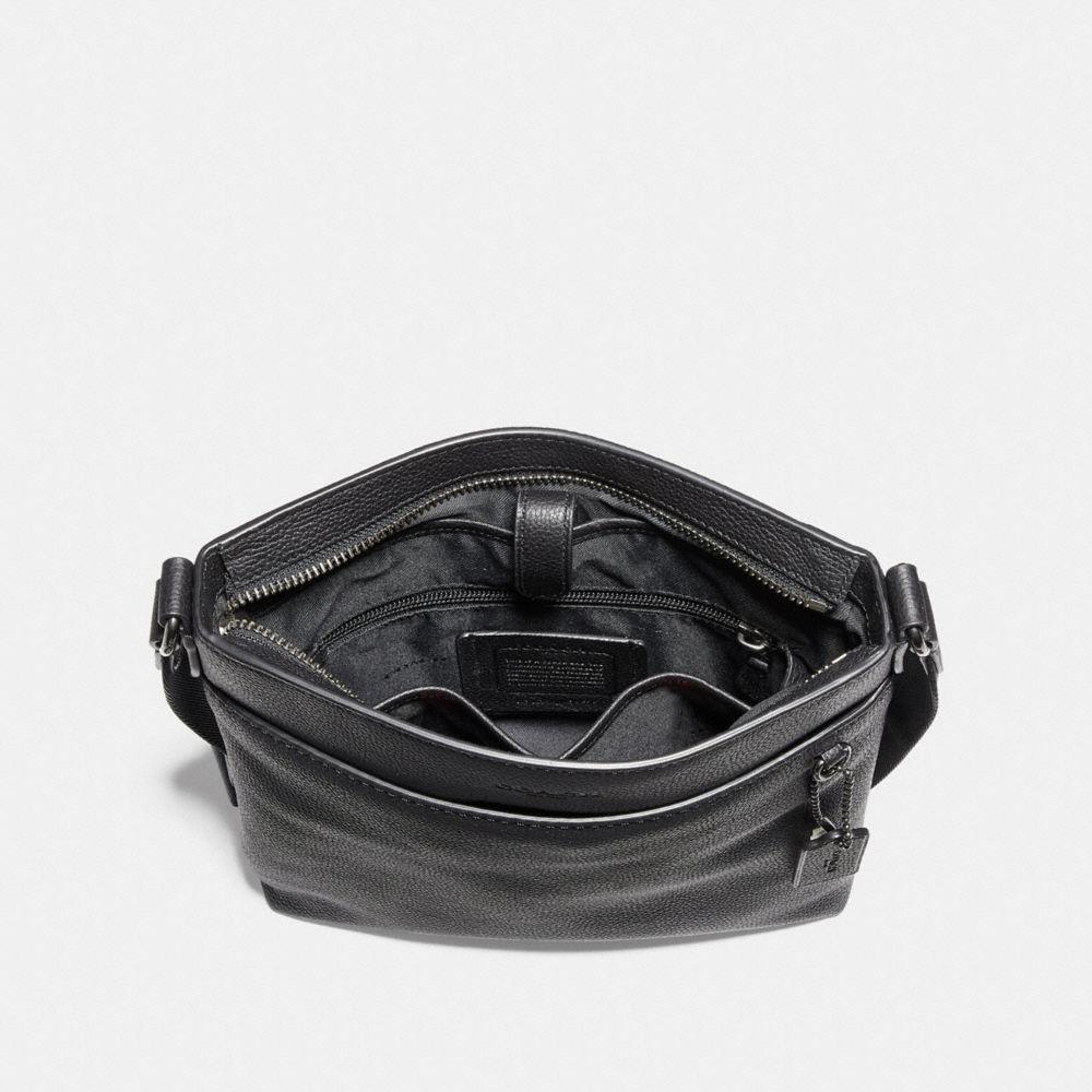 metropolitan slim messenger