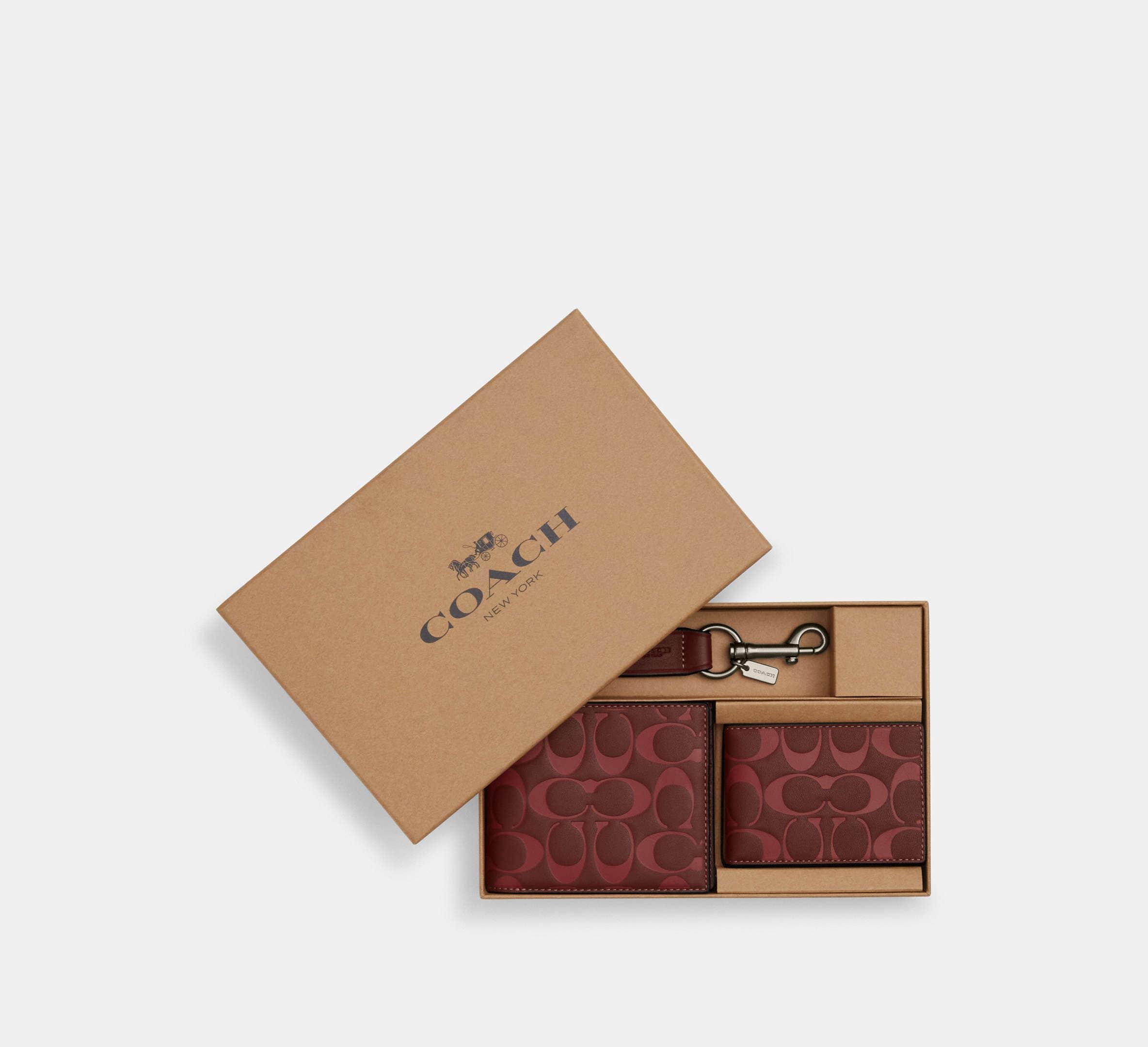 Coach wallet gift set hotsell
