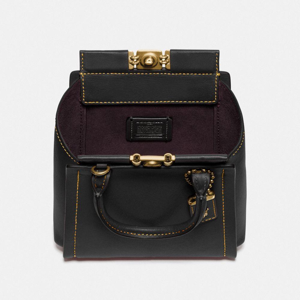 troupe tote 16 in colorblock