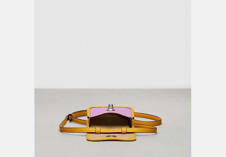【COACH】Wavy Wallet With Crossbody Strap Coachtopia + Wavy Wallet With Crossbody Strap In Coachtopia