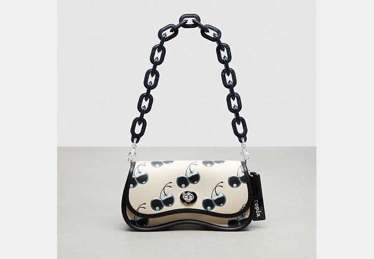 ★Coachtopia★センス抜群のストラップ★Wavy Dinky Bag★バッグ Wavy Dinky Bag In Coachtopia Leather | Coachtopia ™