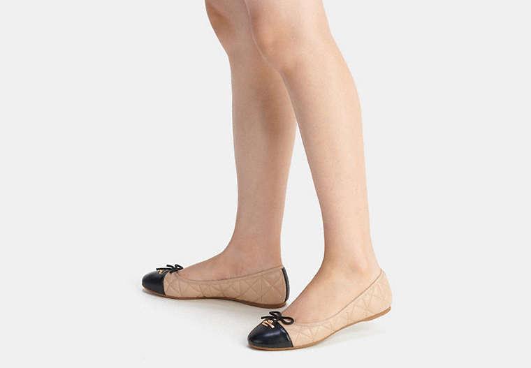 【COACH】ALLYSON QUILTEDフラット シューズ  CK424 Coach Allyson Quilted Ballet in Black – Fairy Kickers