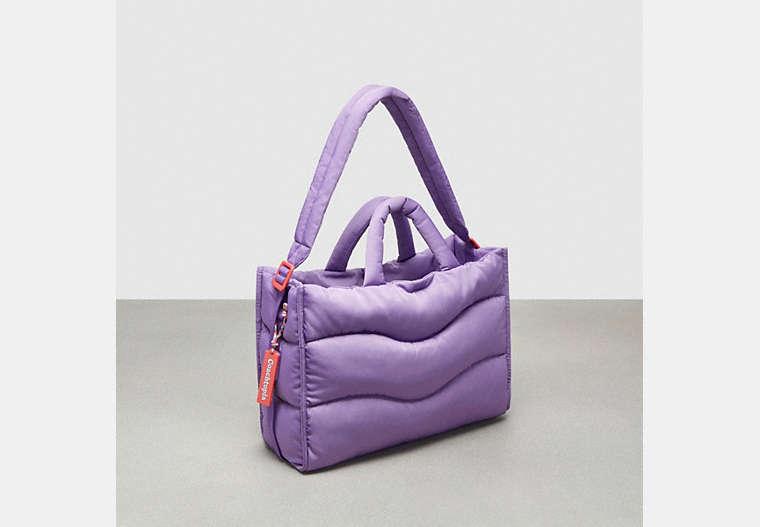 【COACH】Coachtopia Loop Quilted Wavy Tote Coachtopia Loop Tote With Wavy Quilting | Coachtopia ™