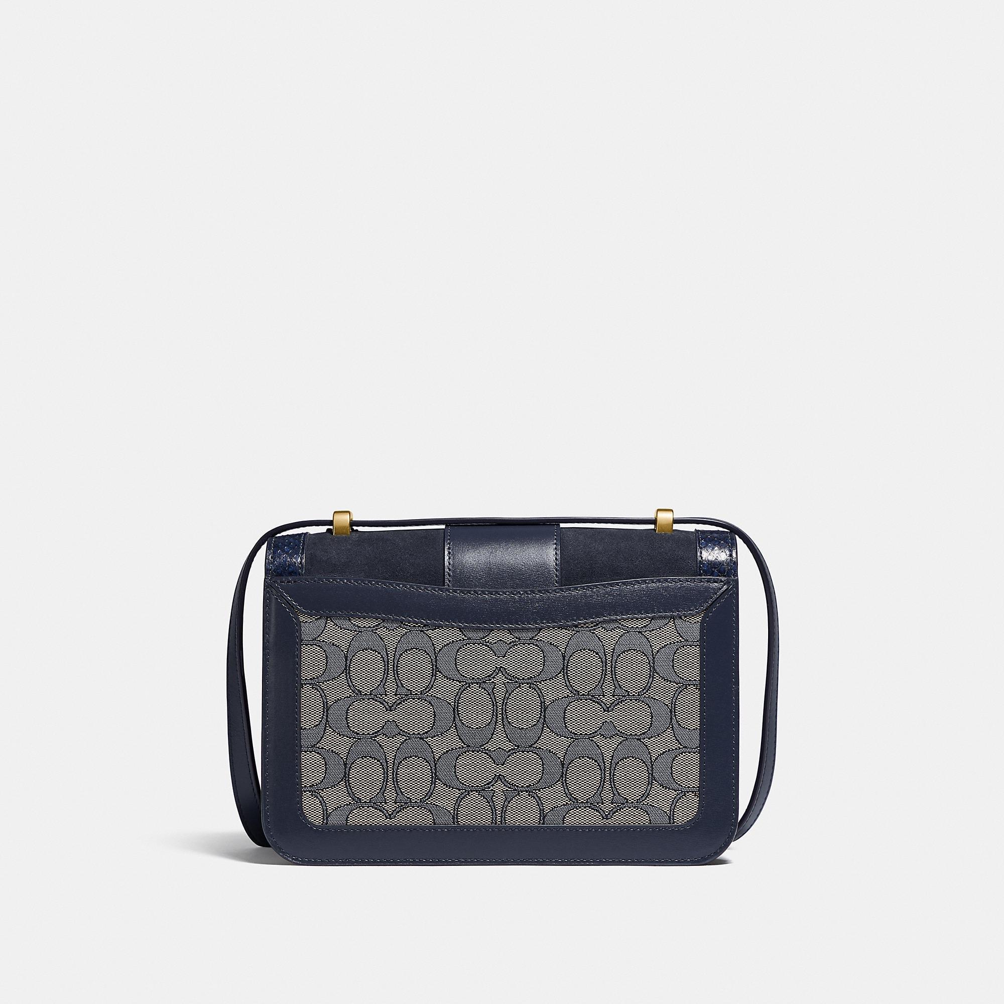 coach alie shoulder bolsa in signature jacquard