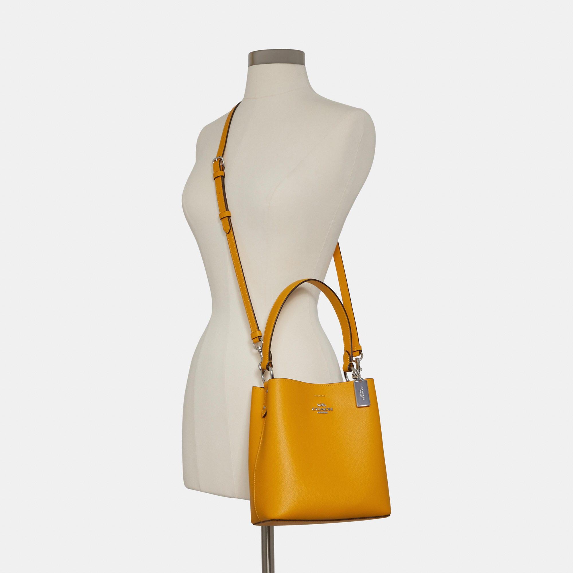 Coach Outlet Small Town Bucket Bag | Lyst