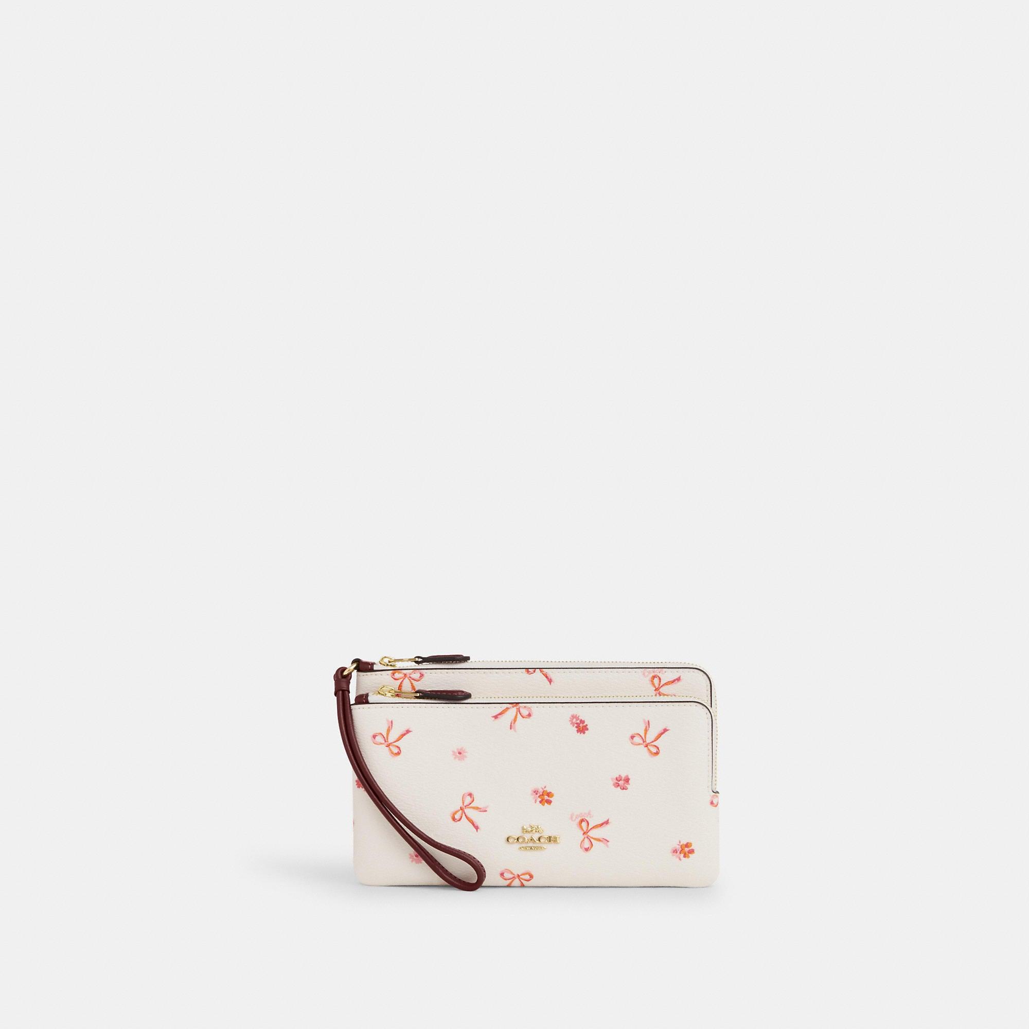Coach white wallet hotsell