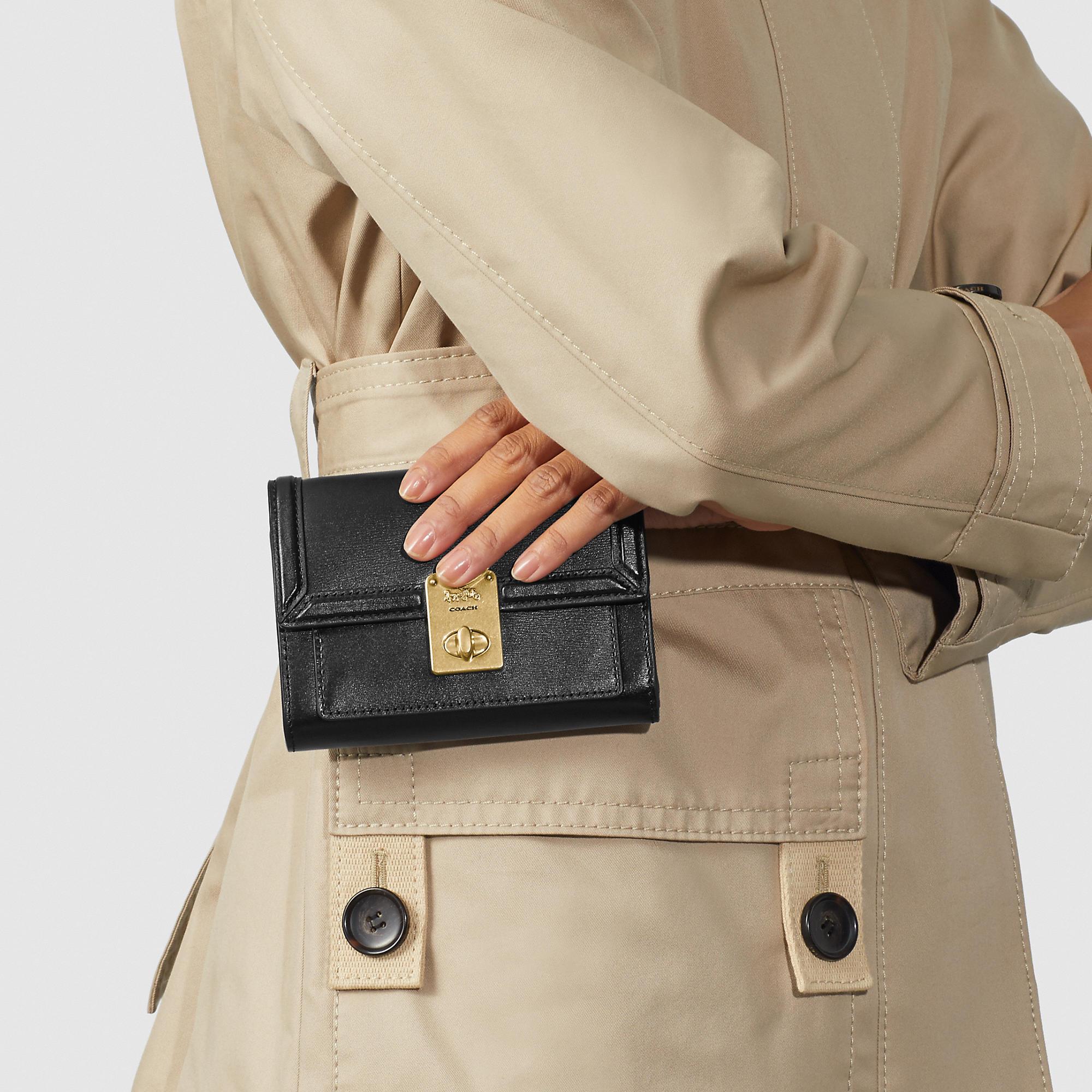 coach hutton wallet