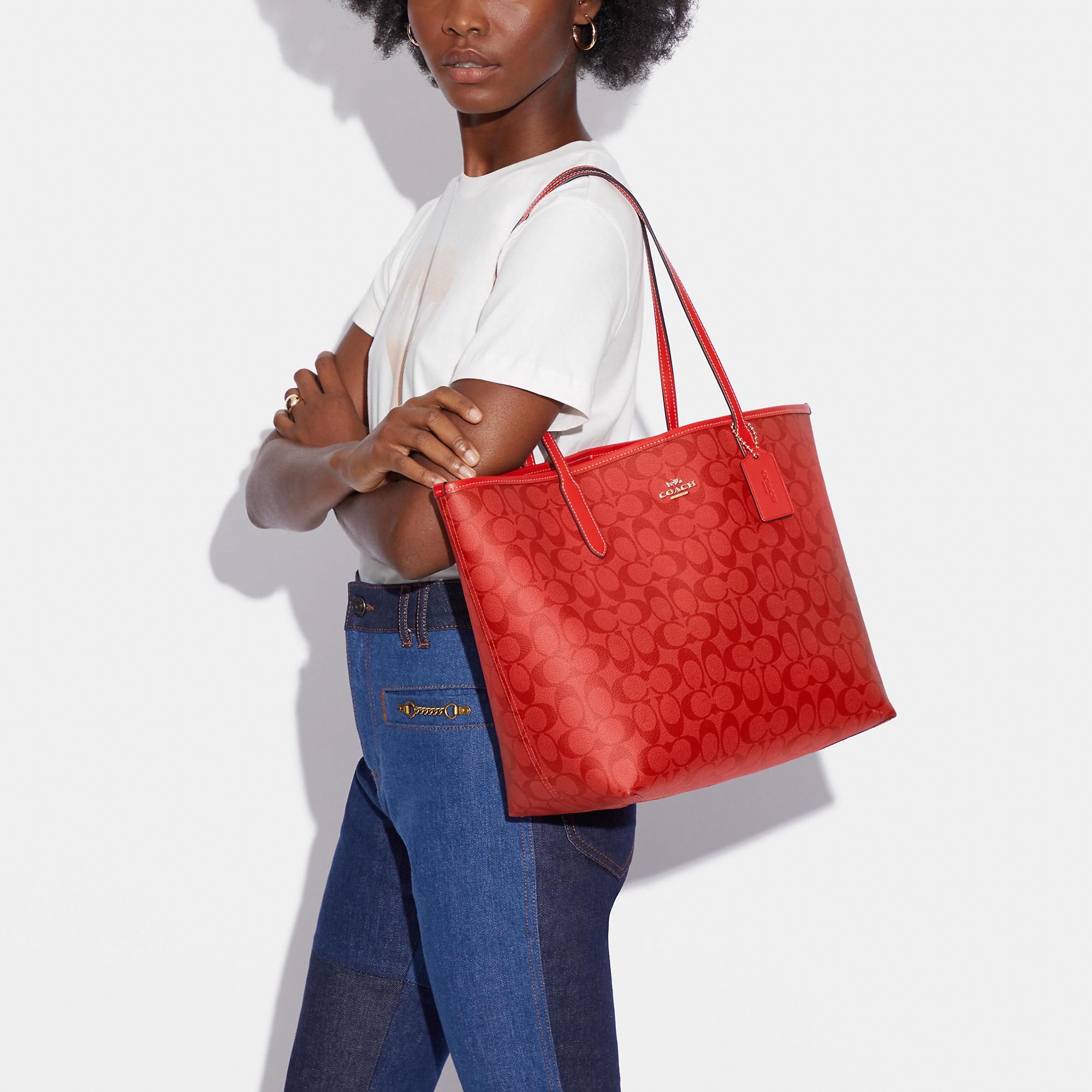 Coach Outlet City Tote In Blocked Signature Canvas in Red | Lyst