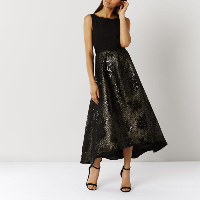Mini Fashion Bar by Pimkie Bershka stock clothes wholesale. Bershka brand from Inditex group, target for teenagers. Colections for boys and girls.