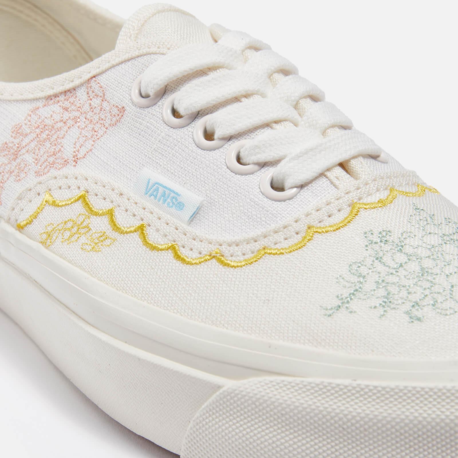 Vans Blossom Authentic Floral-embroidered Linen Trainers in White | Lyst