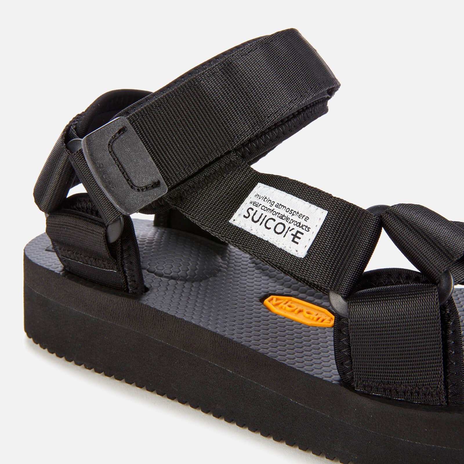 crocs santa cruz leather flip