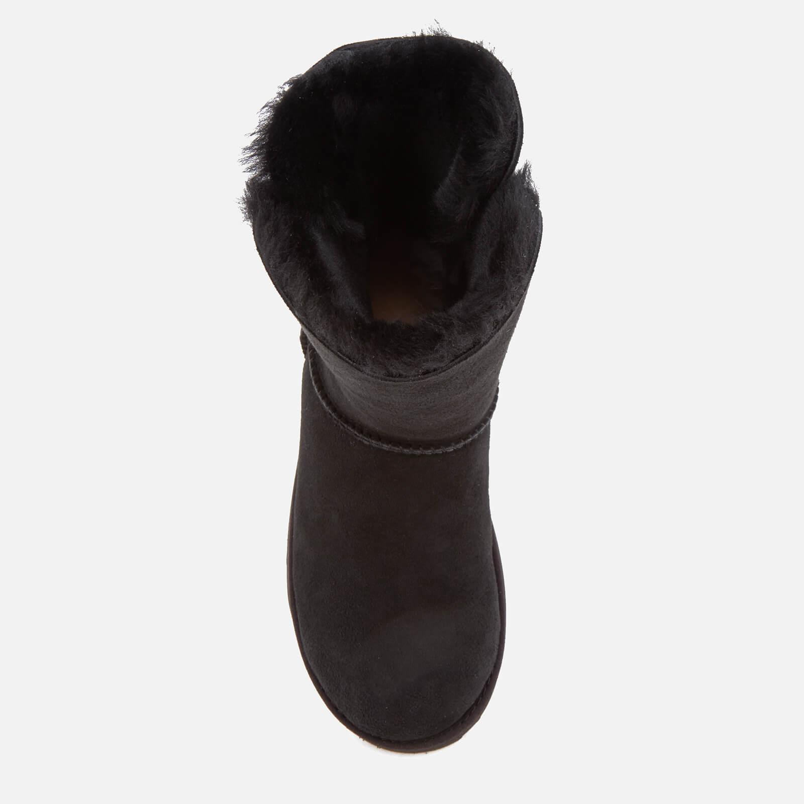 short sheepskin cuff uggs