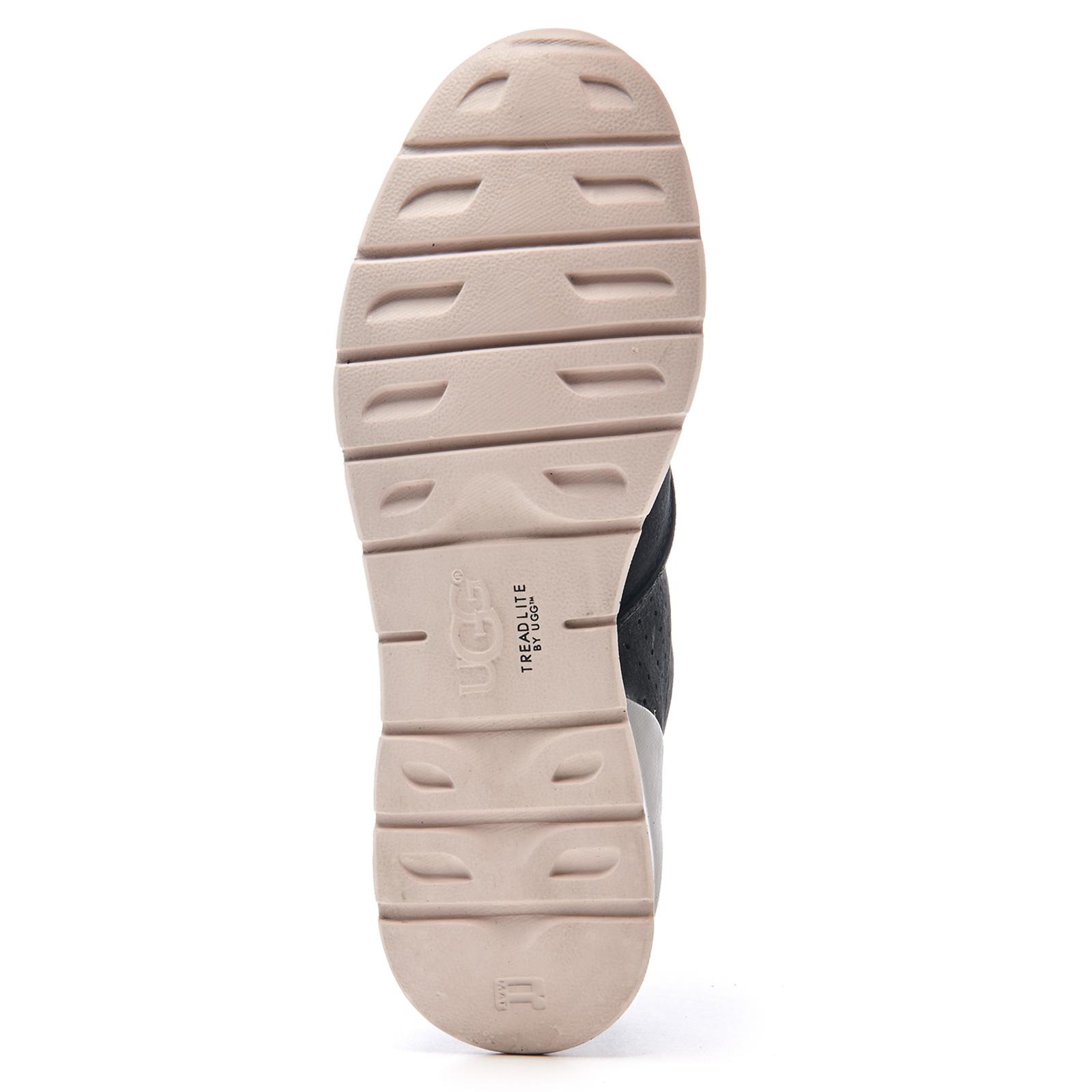 ugg trainers tye