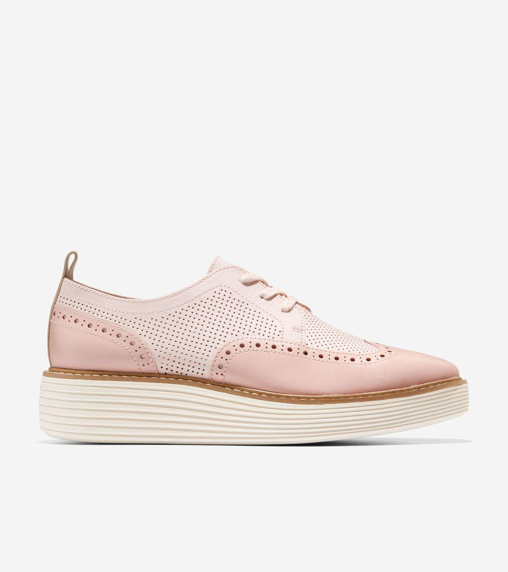 Cole Haan Women's Øriginalgrand Platform Wingtip Oxford in Pink Lyst
