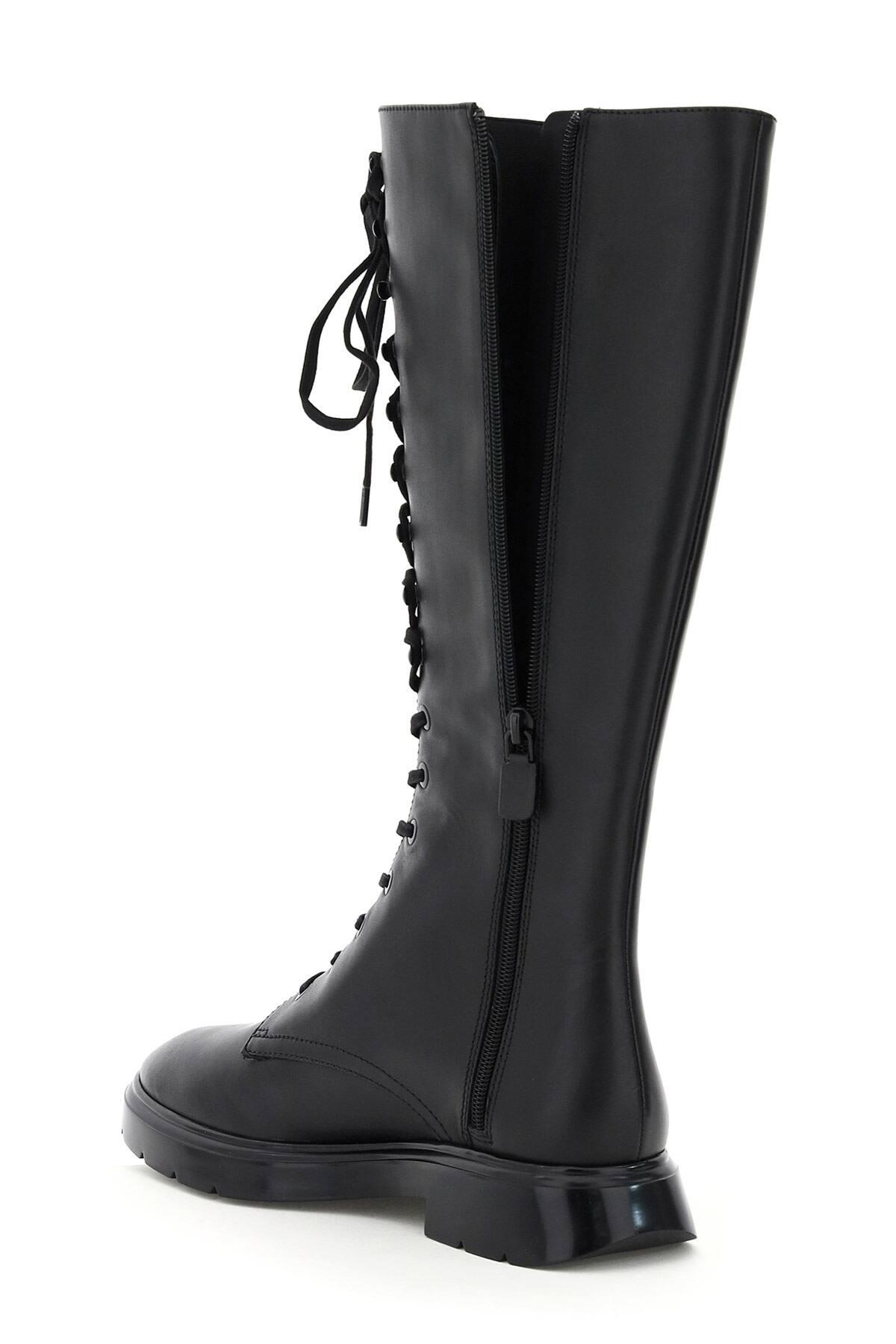 mckenzee stuart weitzman