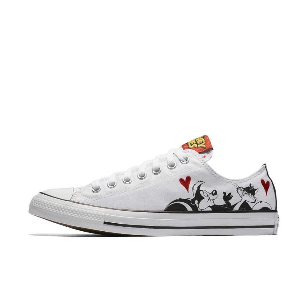 Converse Chuck Taylor Star Looney Pepe Pew Low Top Shoe in White for | Lyst