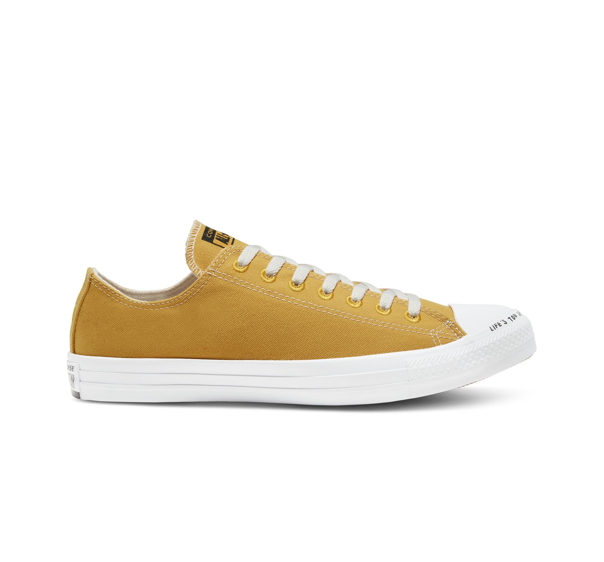 converse yellow low cut