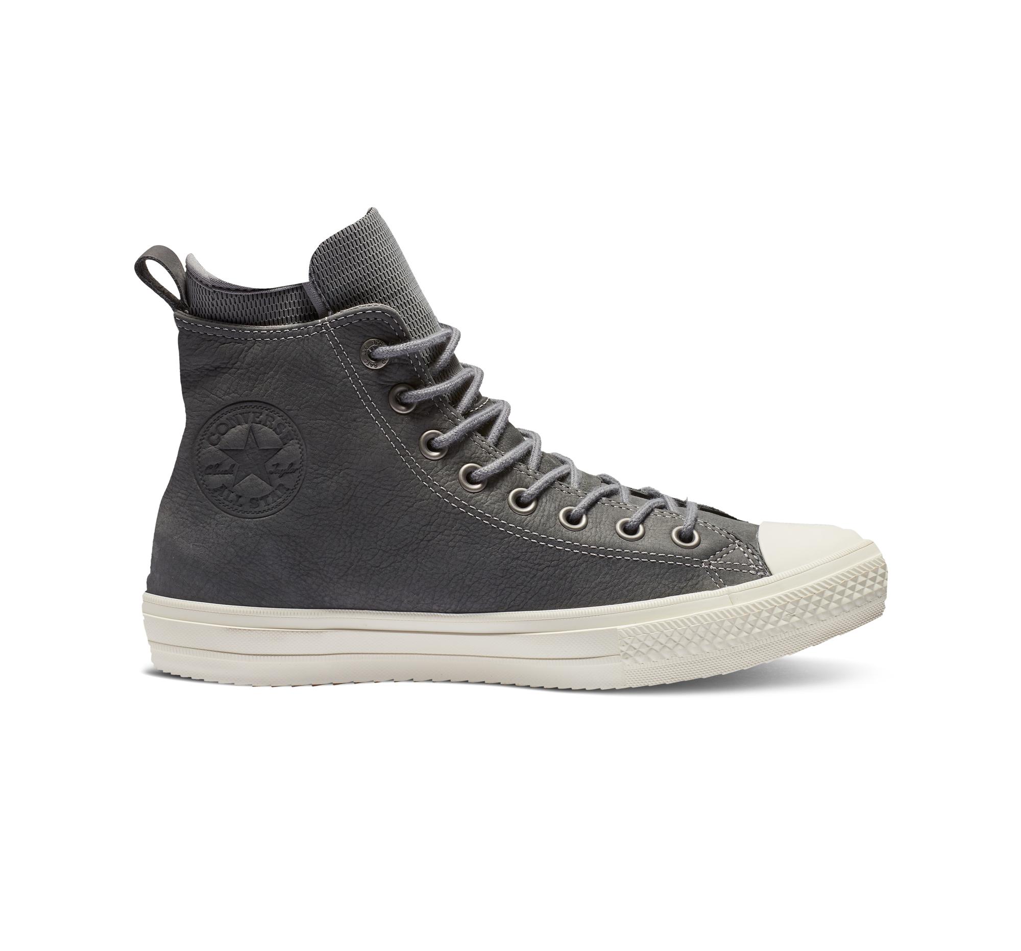 converse chuck taylor boots