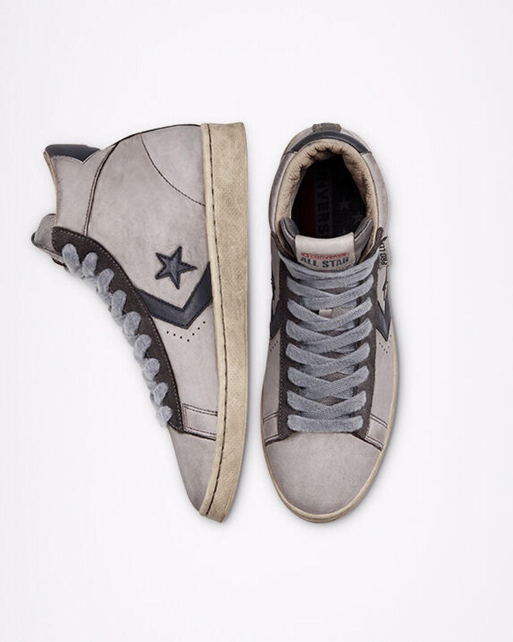 Smoke In Pro Leather - Converse BE