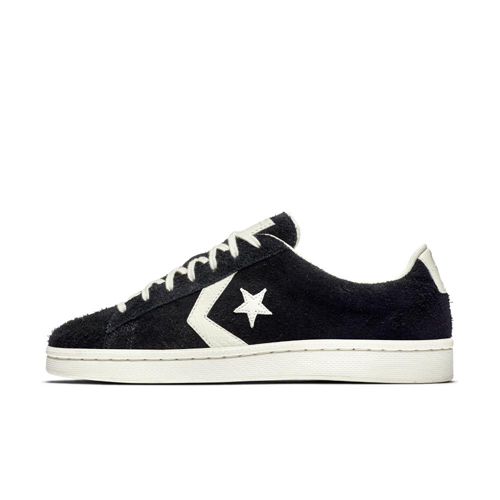 Converse Pro Leather Vintage Suede Low Top Men's Shoe in Black for