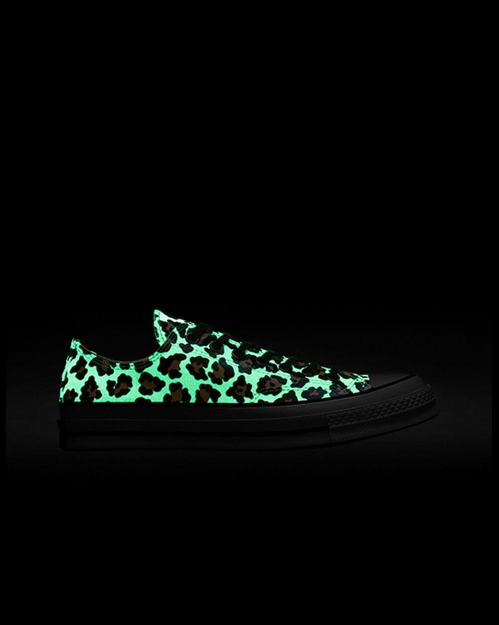 Neon Green Glow In The Dark Converse Glow In Converse Zebra Green
