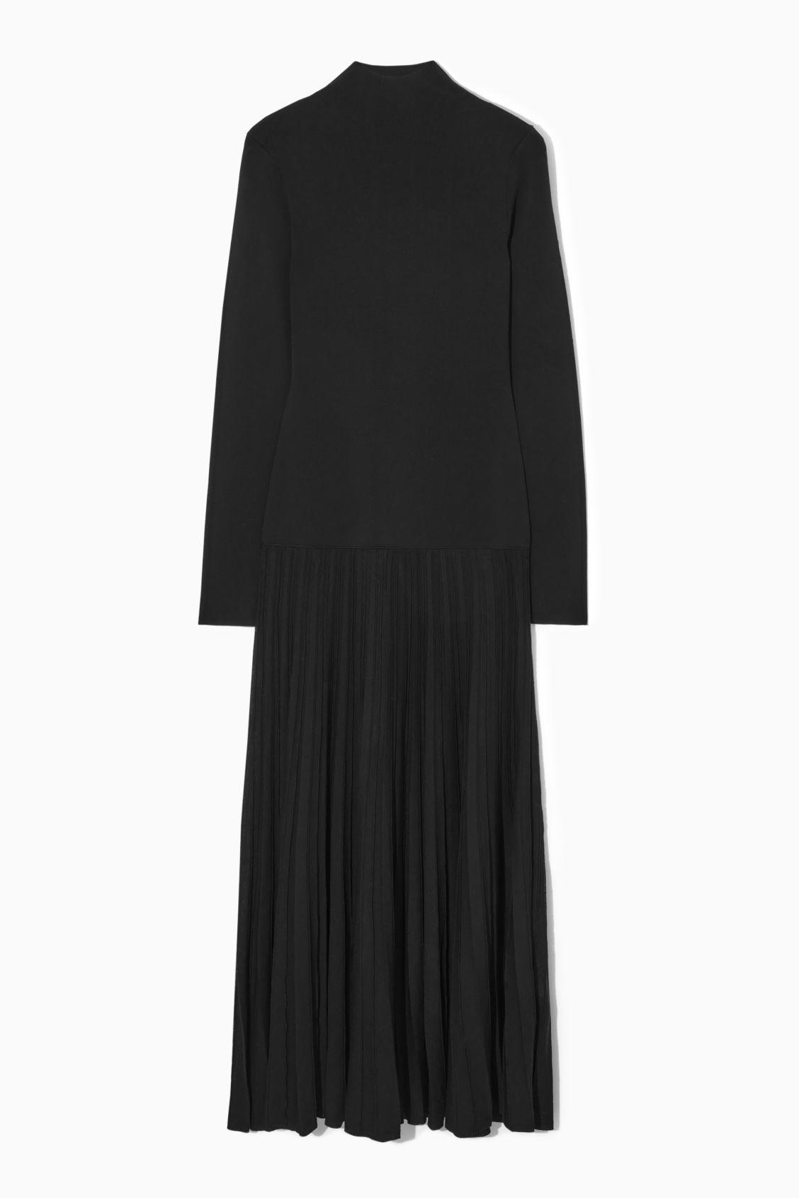 open lace back dress COS Pleated Knitted Maxi Dress Navy – The Dress Nook main image 1