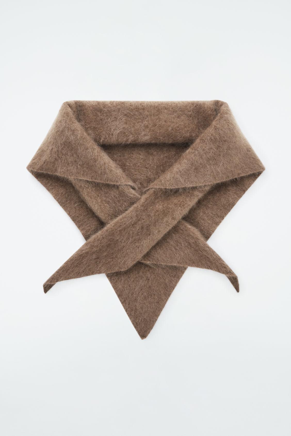 COS Pure Brushed-cashmere Triangle Scarf in Natural | Lyst