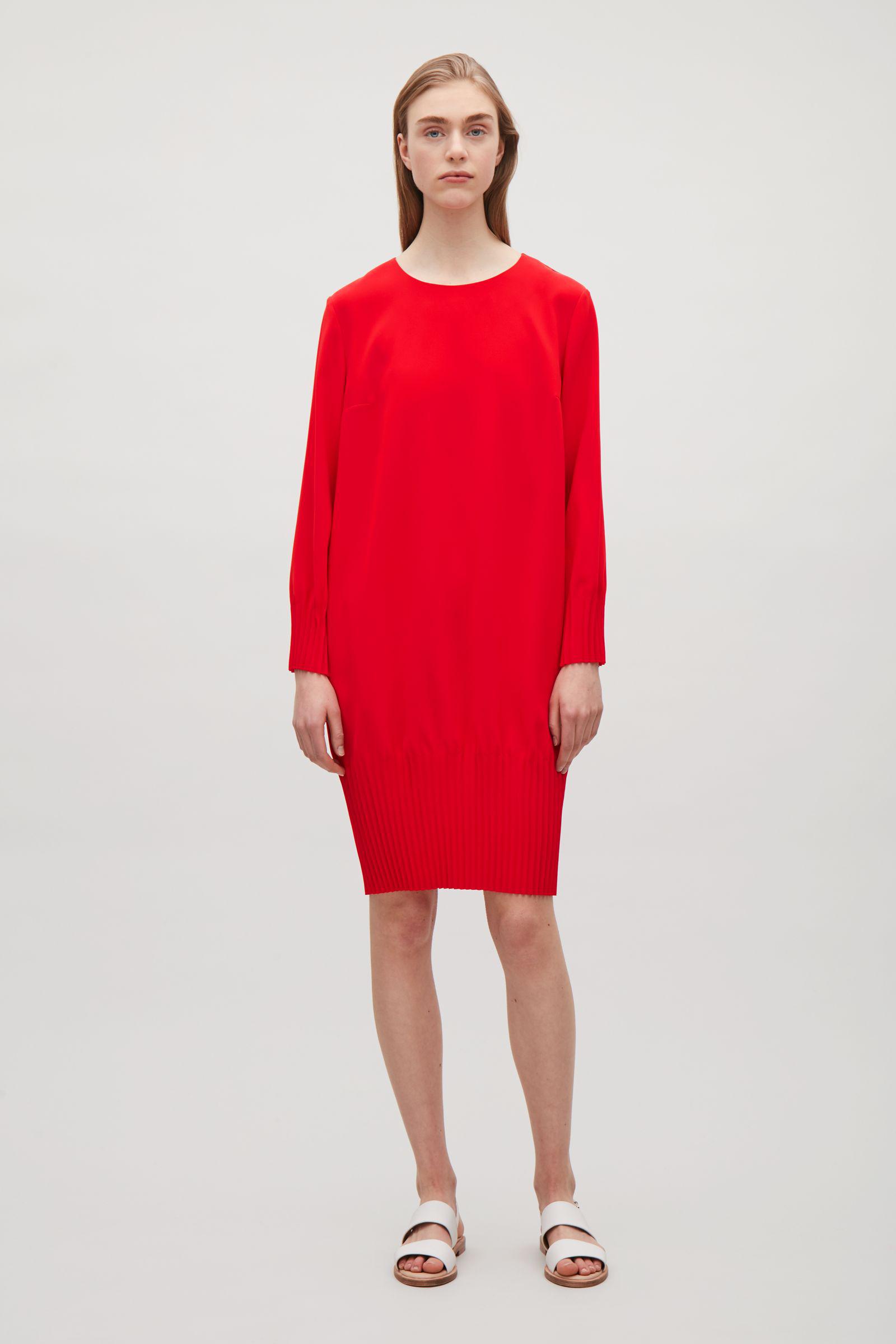 COS Synthetic Dress With Pleated Hems in Red - Lyst