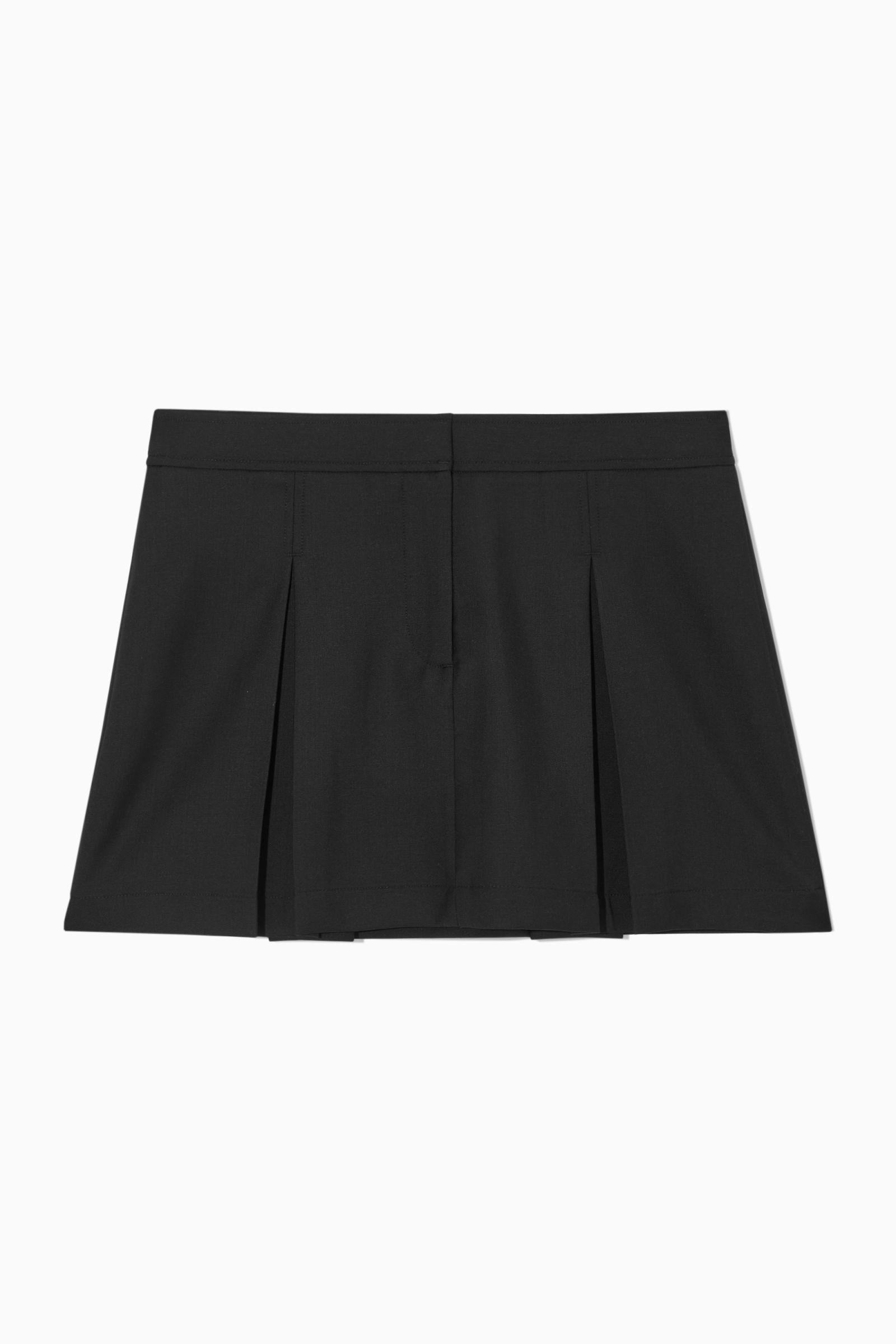 COS Low-rise Pleated Wool Mini Skirt in Black | Lyst UK