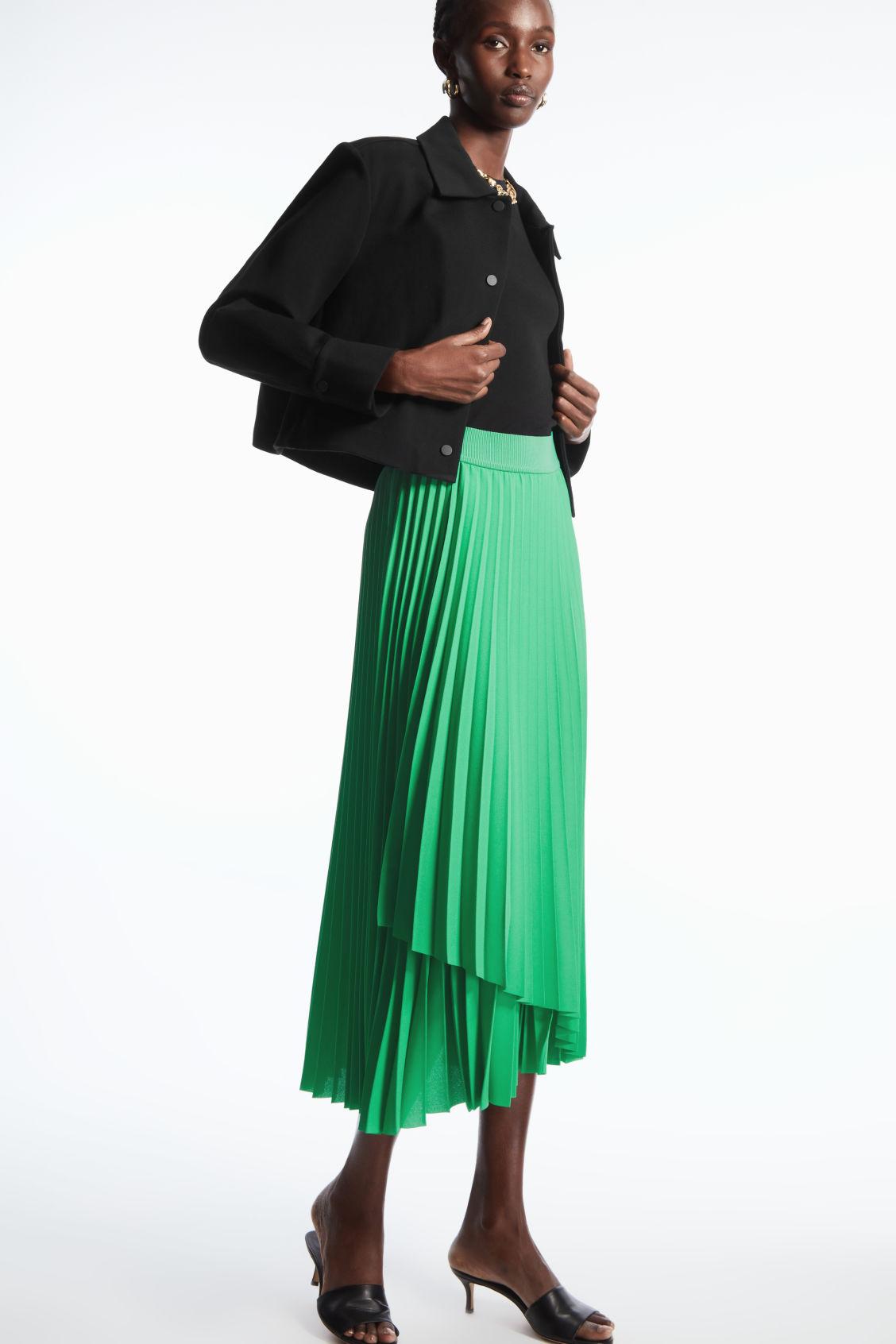 COS Layered Pleated Midi Skirt in Green | Lyst