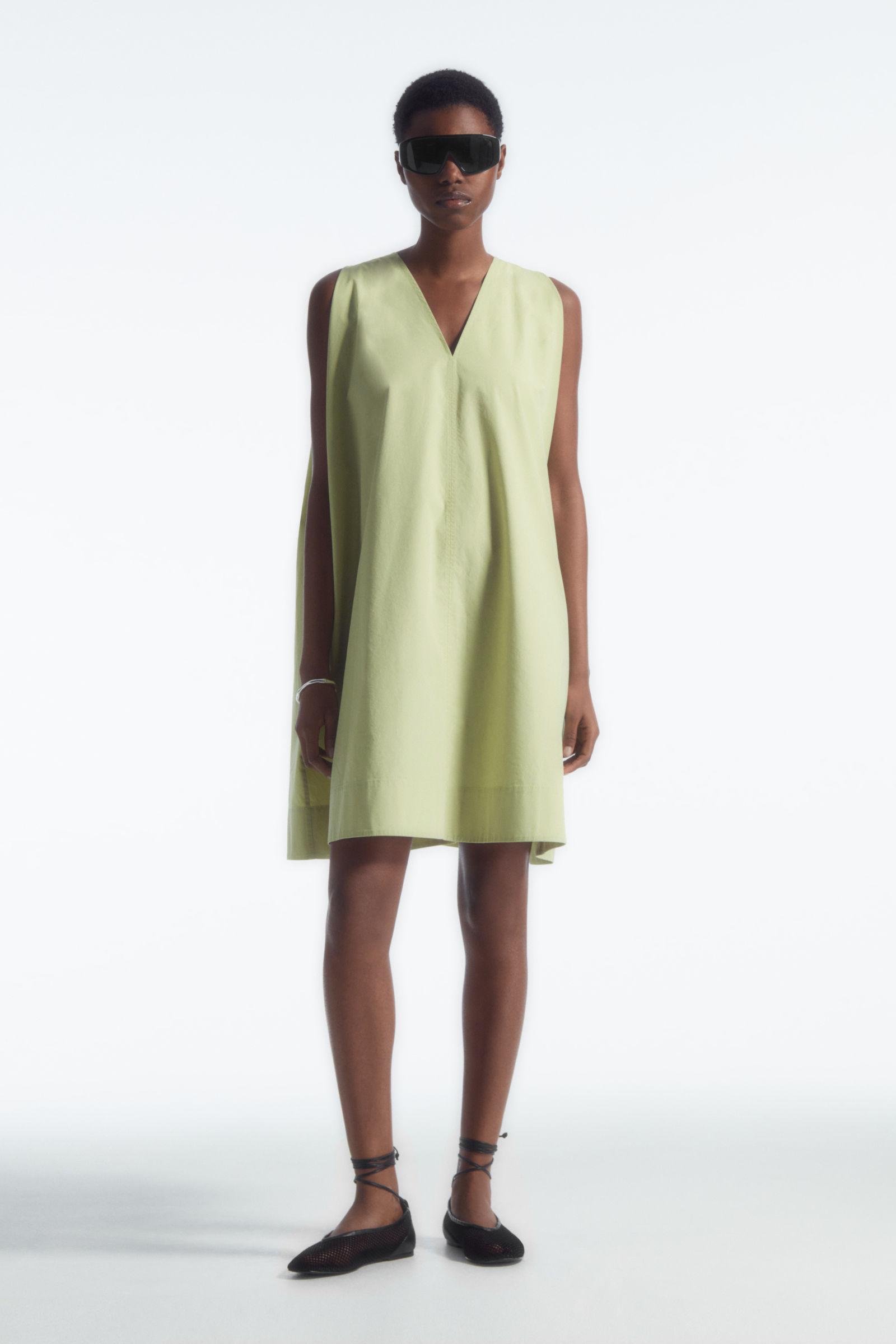 cos green mini dress COS NWT $120 Green Sleeveless High Neck Pullover Stretch Mini Bodycon  Brie