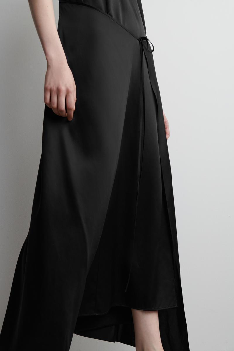 strapless open back dress Haddy Pleated Midi Dress in Ecru