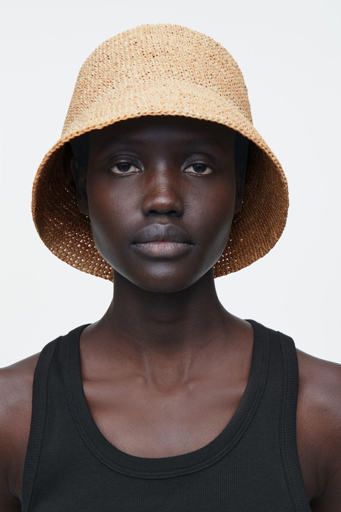 COS Straw Bucket Hat in Natural | Lyst display picture 1