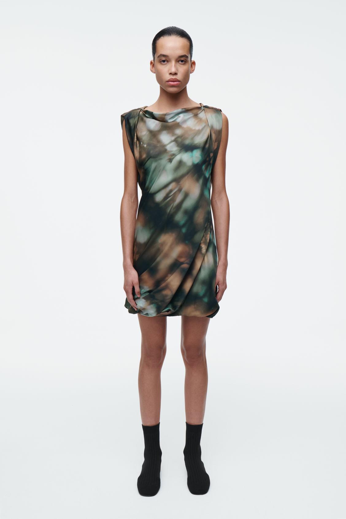 COS Printed Draped Silk Dress in Green | Lyst