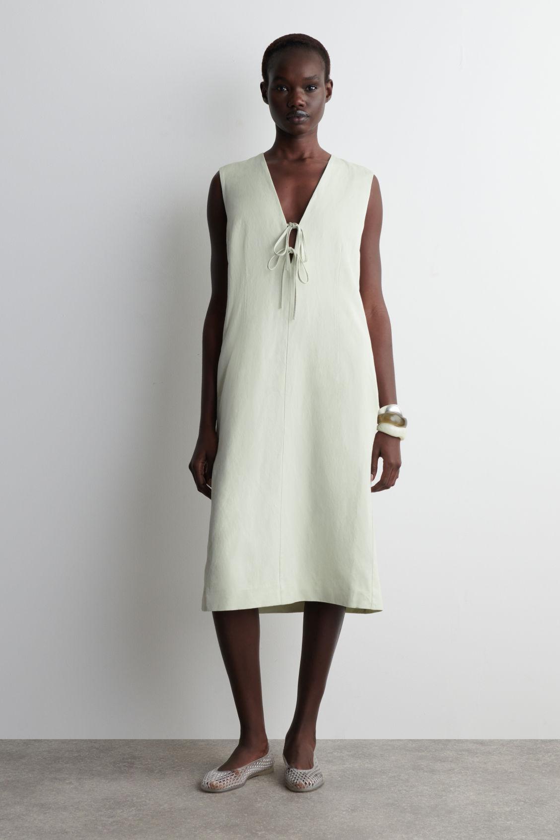 boat line dress Tulle A-line Dress with Boat Neckline Brown / US 6
