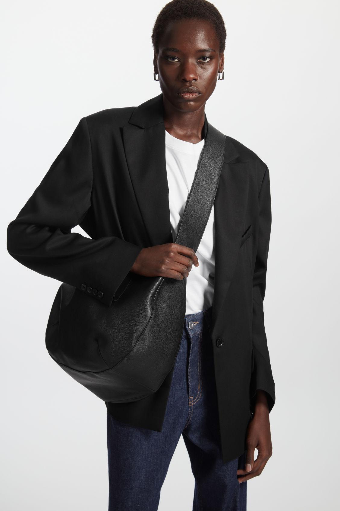 COS Curved Leather Shoulder Bag in Black | Lyst