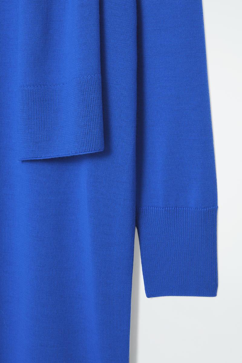 cos blue wool dress COS Pleated Knitted Maxi Dress Green – The Dress Nook main image 1
