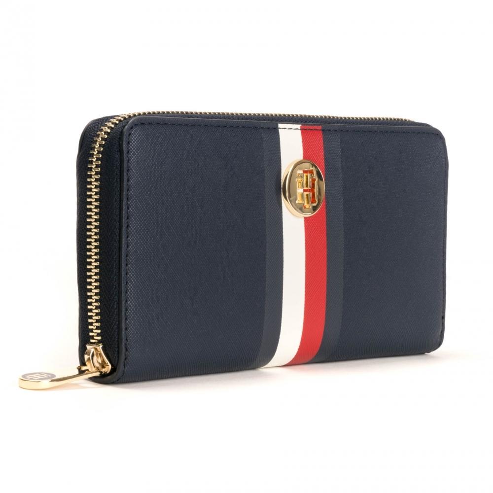 womens tommy hilfiger purse