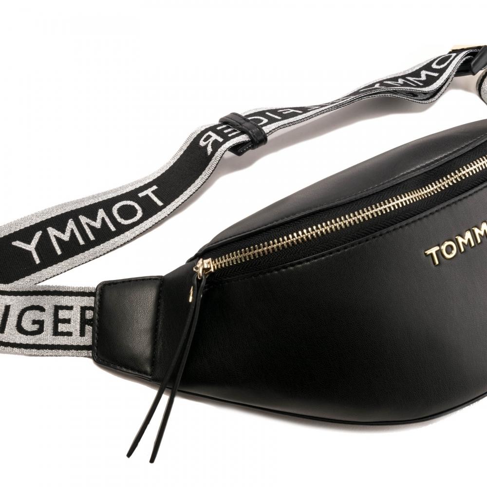 Tommy Hilfiger Womens Iconic Bumbag in Black | Lyst Australia