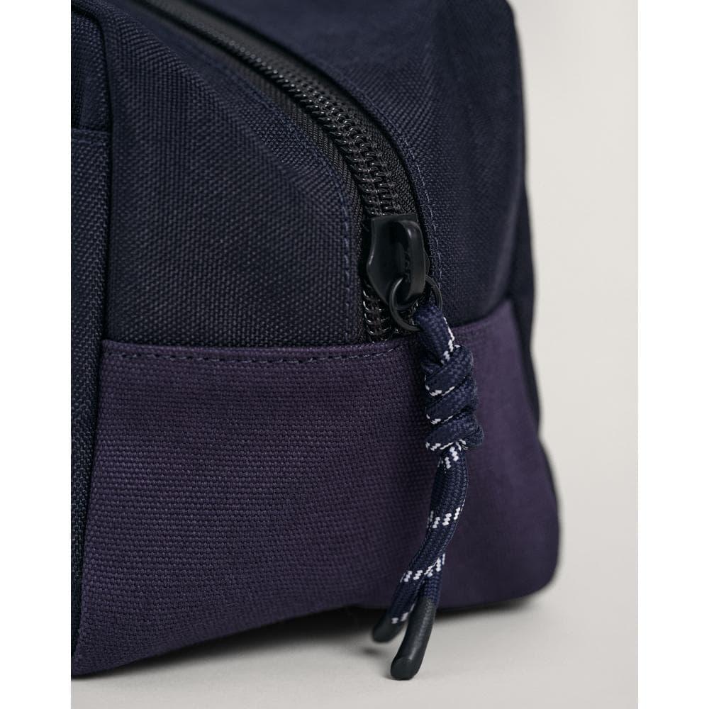 GANT Zip Wash Bag in Blue for Men | Lyst