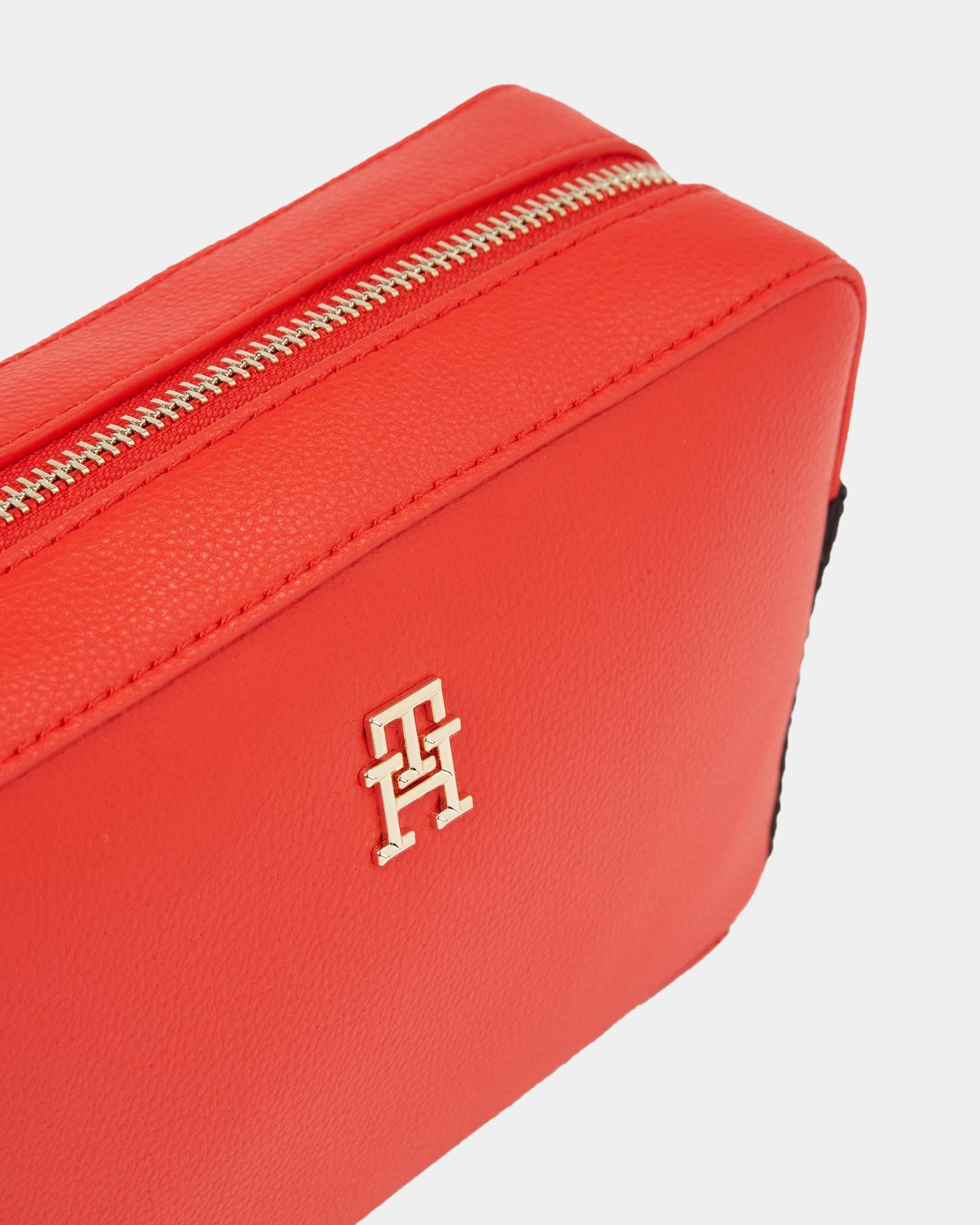 Tommy jeans camera bag 2025