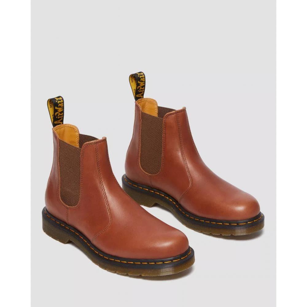 Dr. Martens 2976 Carrara Leather Chelsea Boots in Brown for Men | Lyst