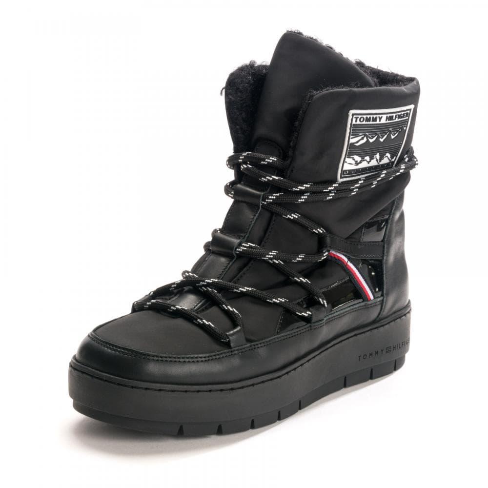 tommy hilfiger snow boot