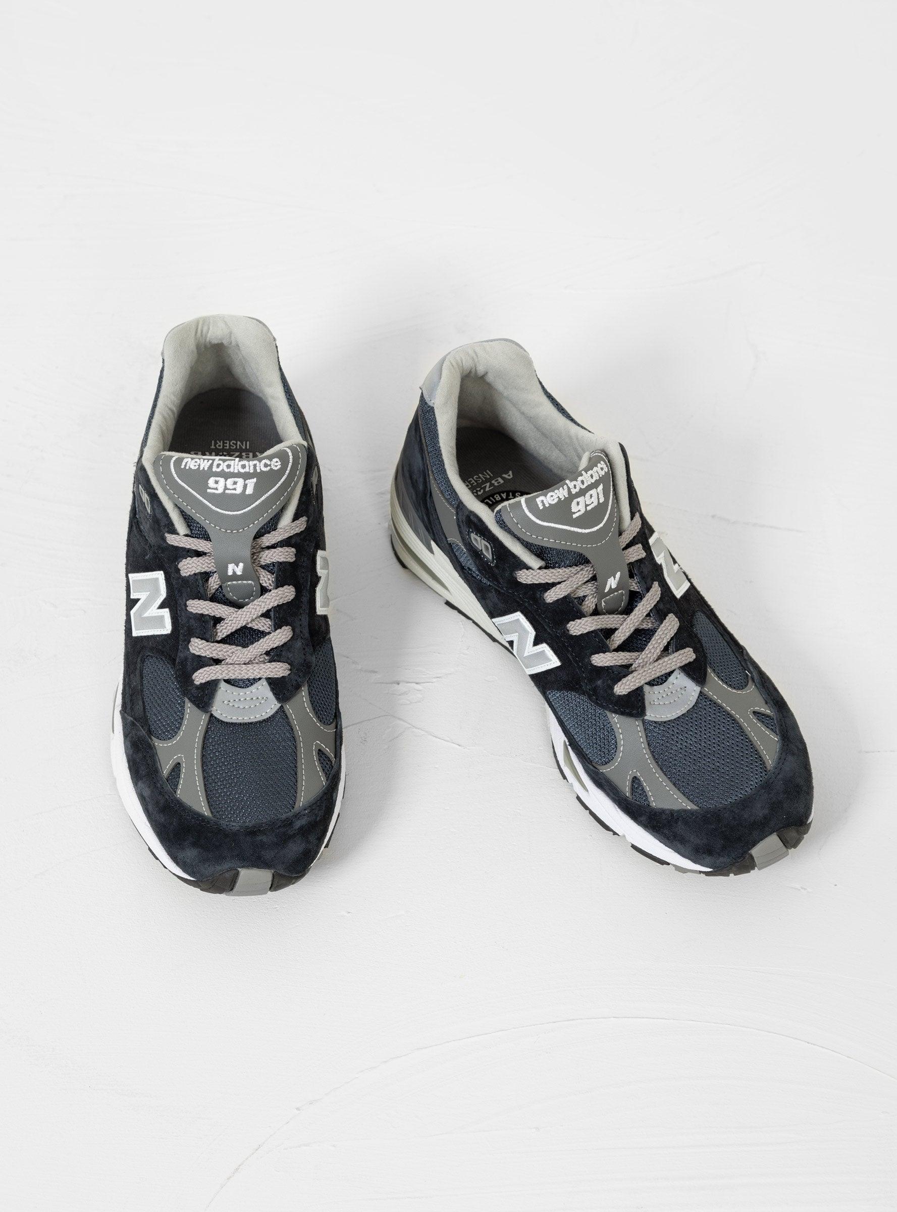 New Balance M991nv Trainers Navy in Grey for Men Lyst Canada