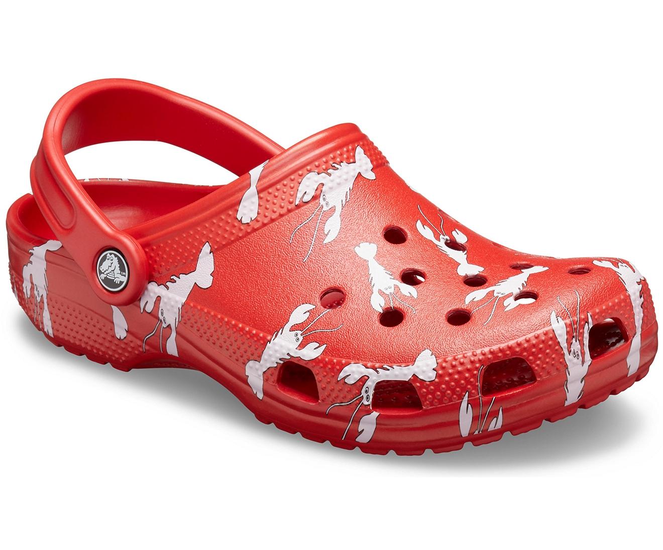 Crocs™ Scarlet Classic Vacay Vibes Clog in Red - Lyst
