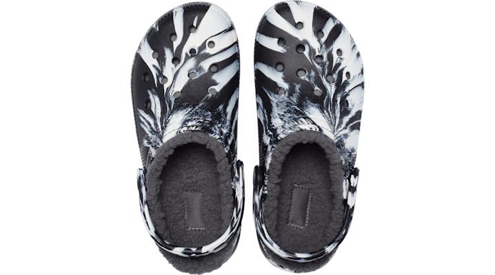black crocs with white fur