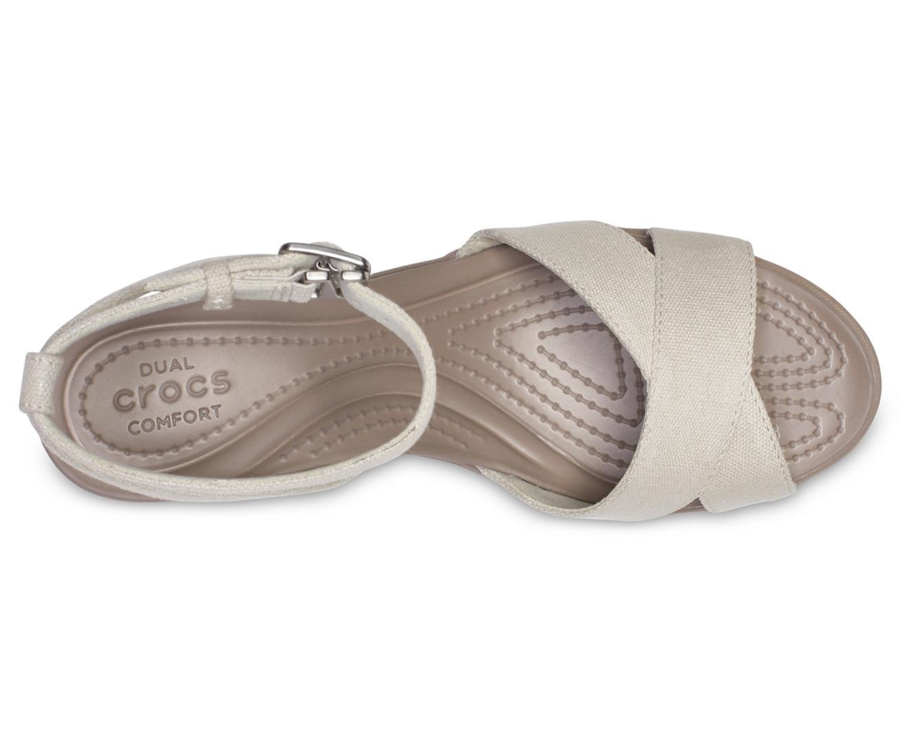 crocs leigh ii ankle strap wedge