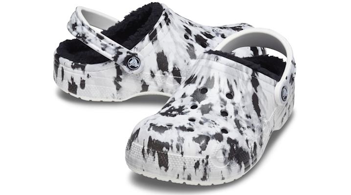 crocs baya printed lined clog