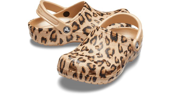 crocs leopard gold