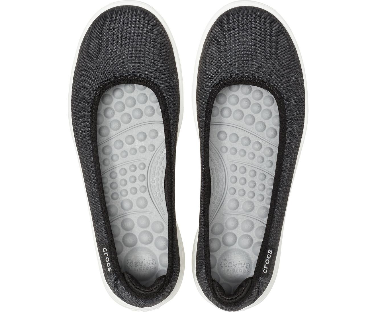 Crocs™ Reviva Flat in Black | Lyst
